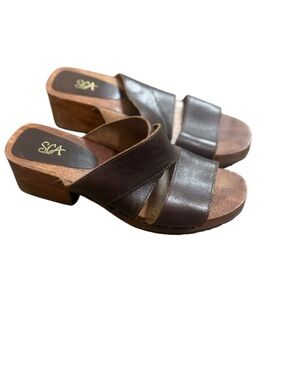 Vintage Candie’s Brown Leather Block Heel Clog Slide Sandals